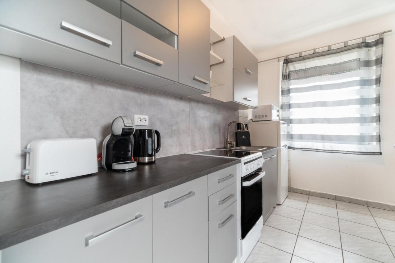 Grand Apartmanhaz Дьєнешдіаш Екстер'єр фото