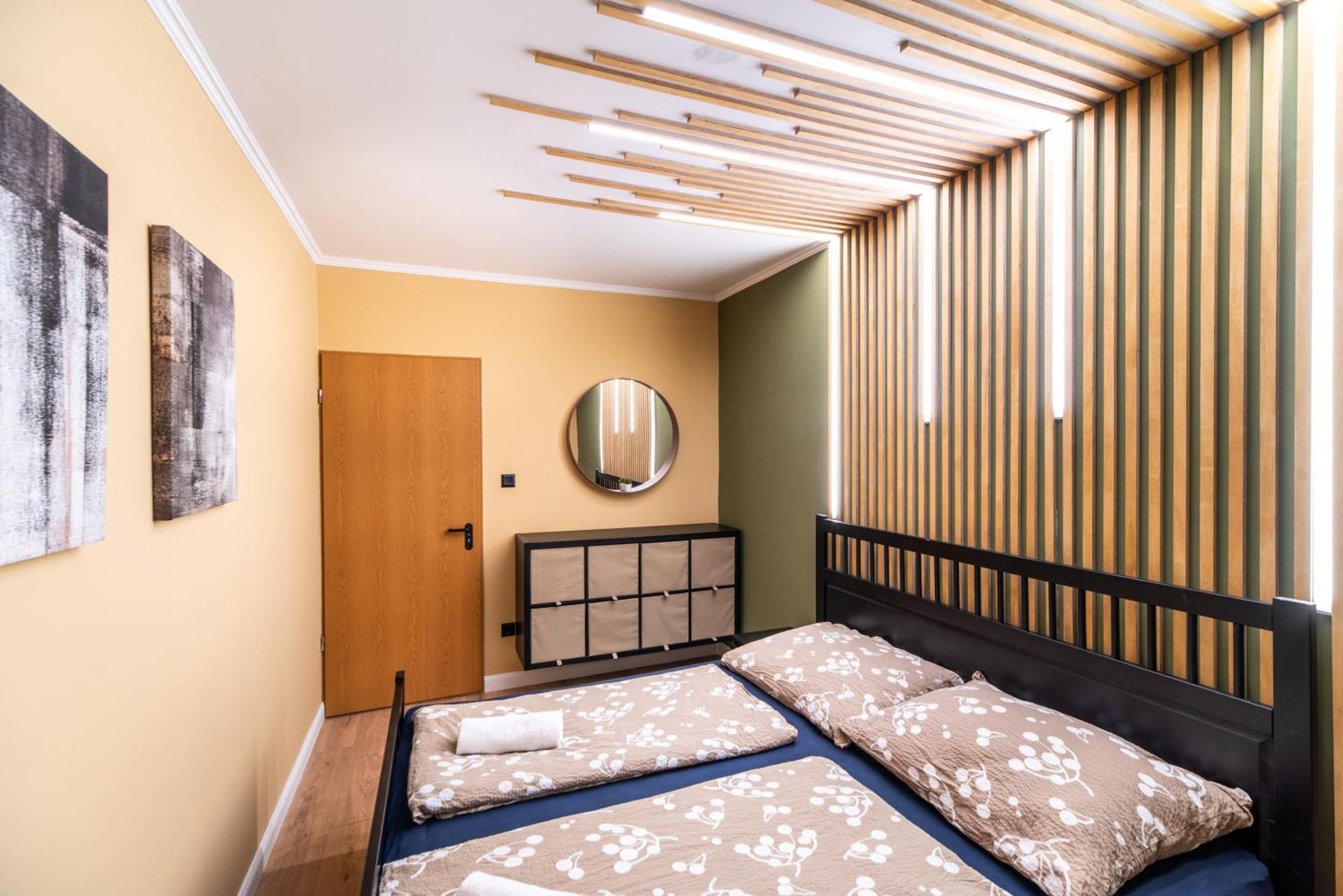 Grand Apartmanhaz Дьєнешдіаш Екстер'єр фото